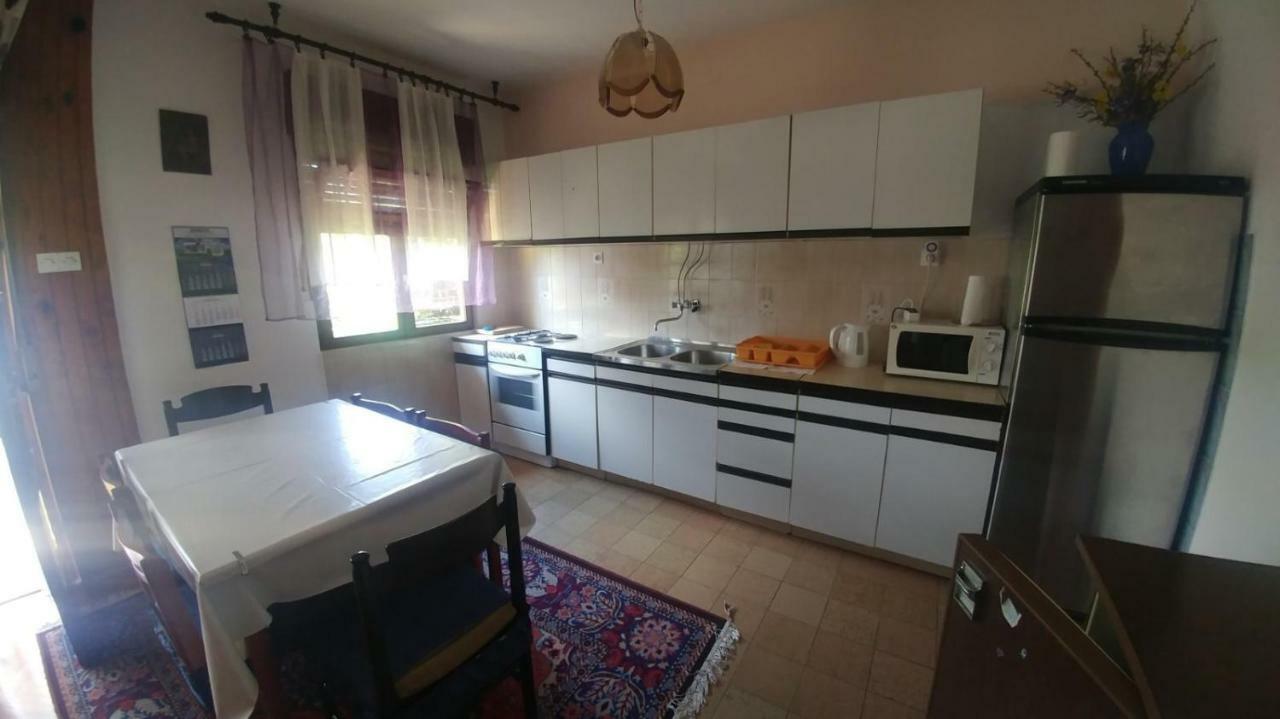 Family Apartment Near Beach Биоград-на-Мору Экстерьер фото